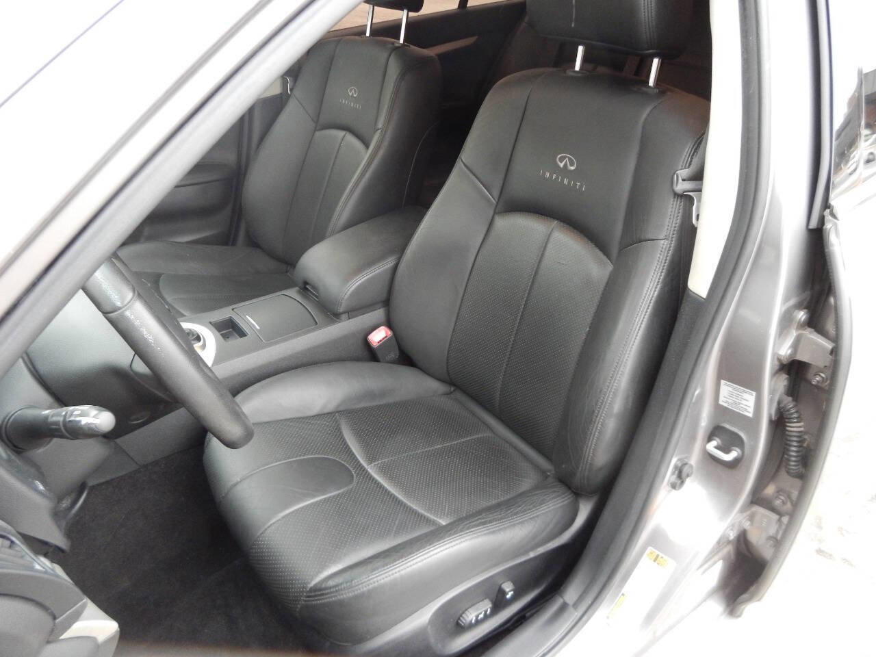 Used 2007 INFINITI G35 Journey w/ Performance Tire & Wheel Pkg image 27