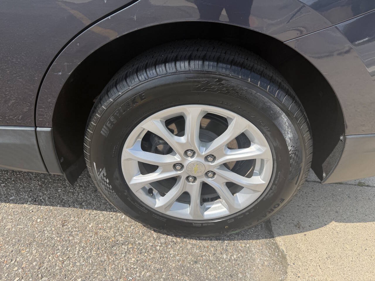 Used 2018 Chevrolet Equinox LS FWD image 17