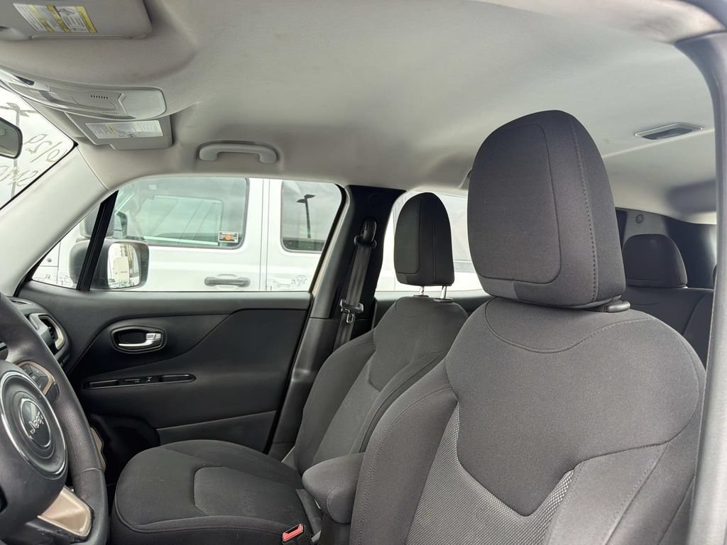 Used 2016 Jeep Renegade Sport w/ Power & Air Group FWD image 20