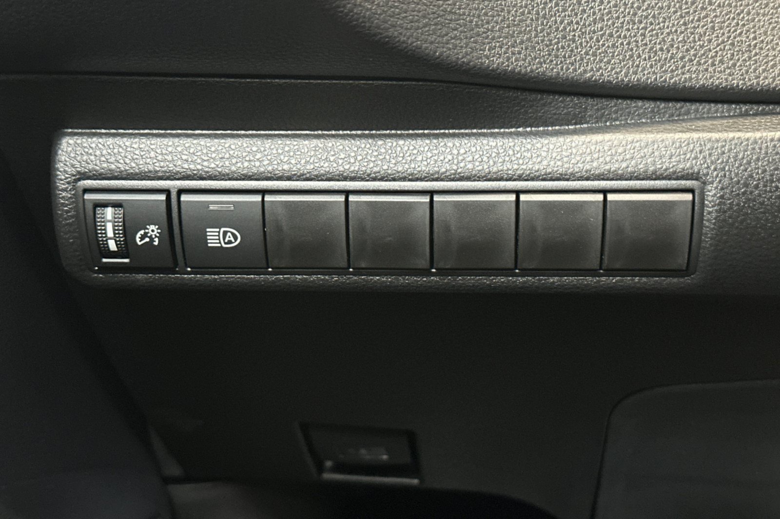 New 2027 Toyota Corolla XSE w/ Carpet Mat Package (TMS) FWD image 29