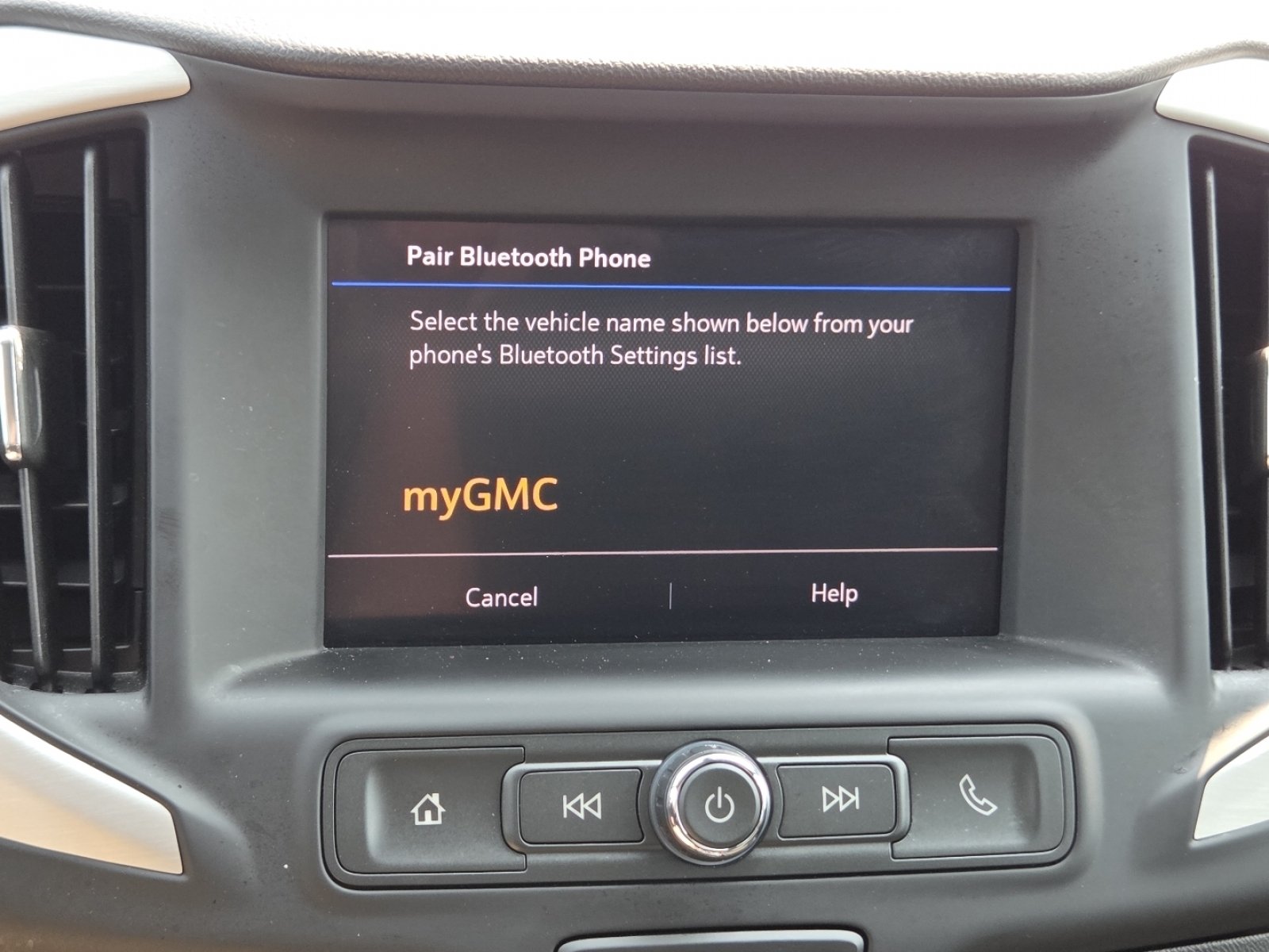 Used 2020 GMC Terrain SLE w/ Driver Convenience Package FWD image 6