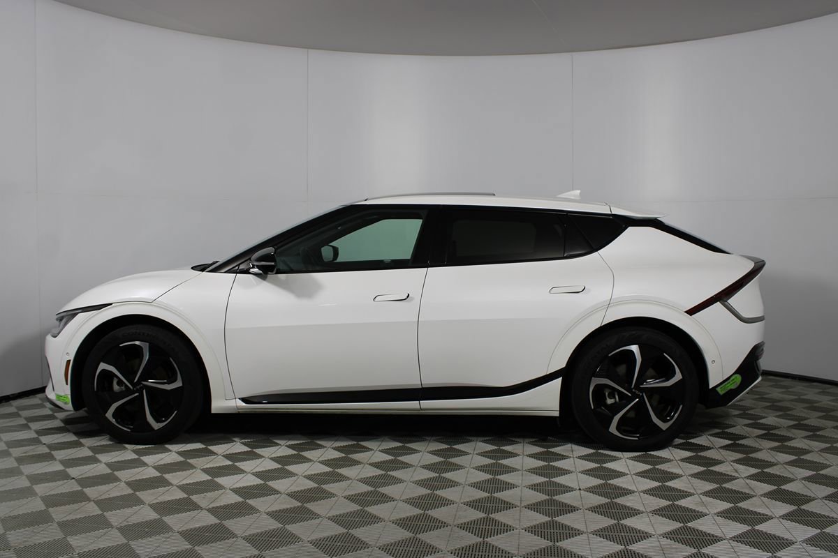 Used 2023 Kia EV6 GT-Line AWD/4WD image 33
