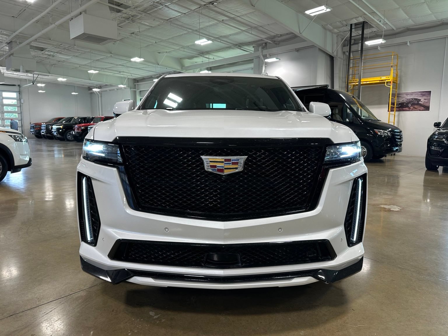 Used 2023 Cadillac Escalade V AWD/4WD image 2