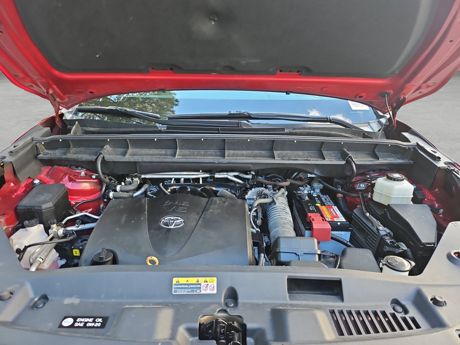 Used 2022 Toyota Highlander XLE FWD image 38