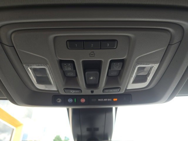 Used 2022 GMC Sierra 2500 Denali w/ Denali Ultimate Package image 23