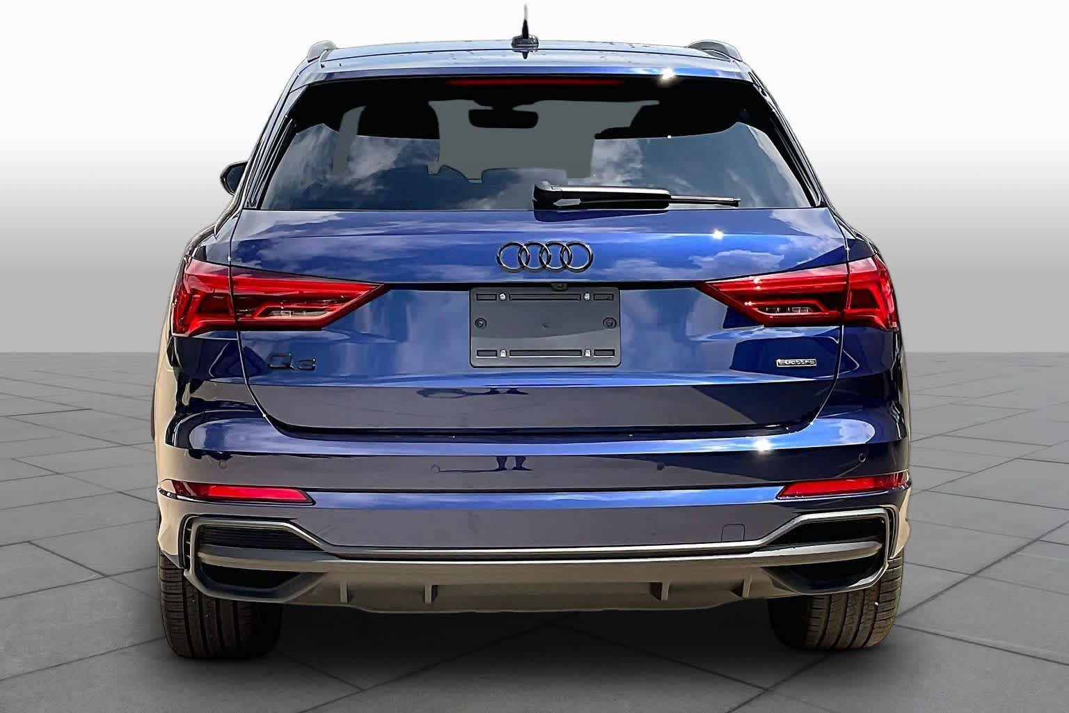 Used 2025 Audi Q3 2.0T Premium w/ Convenience Package AWD/4WD image 5