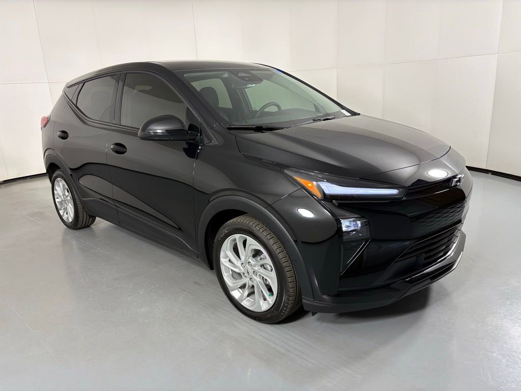 New 2027 Chevrolet Bolt LT w/ Comfort Package image 2