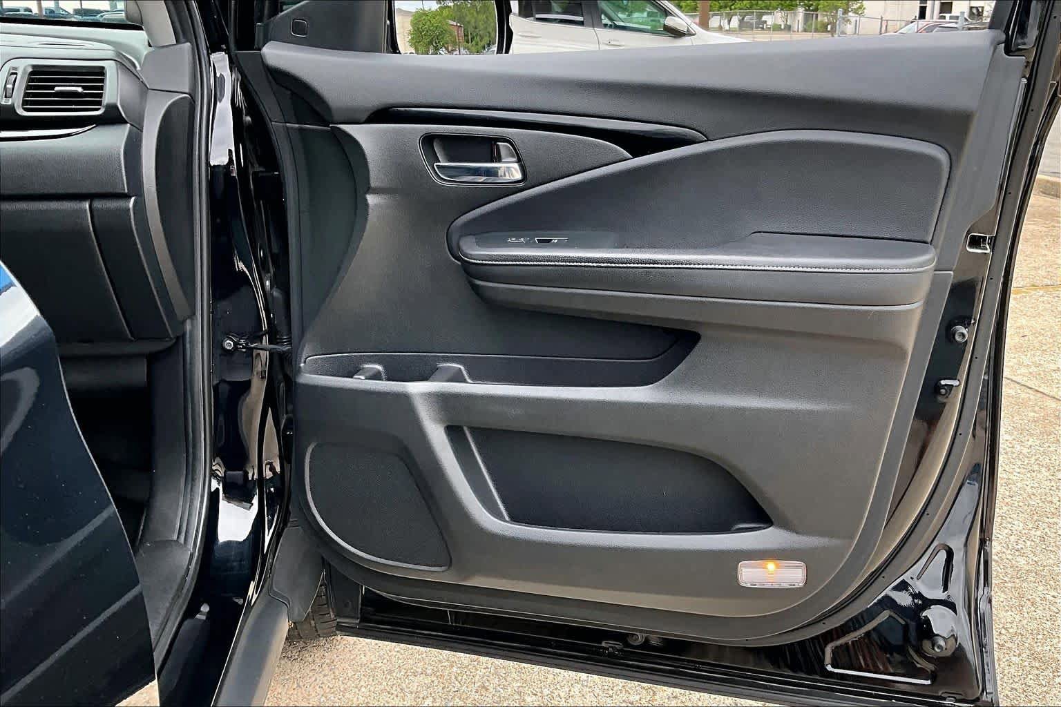 Used 2020 Honda Ridgeline RTL-E image 23