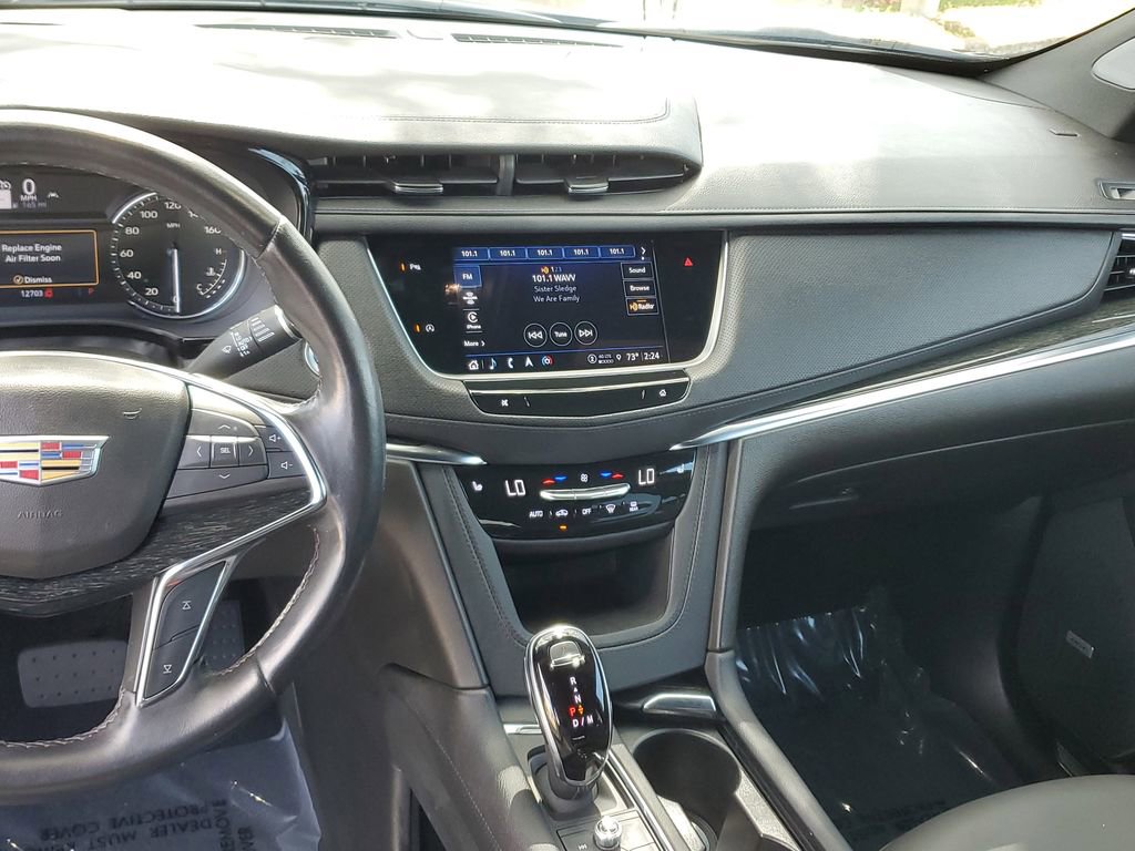 Used 2022 Cadillac XT5 Premium Luxury w/ LPO, Premium Carpet Package image 19