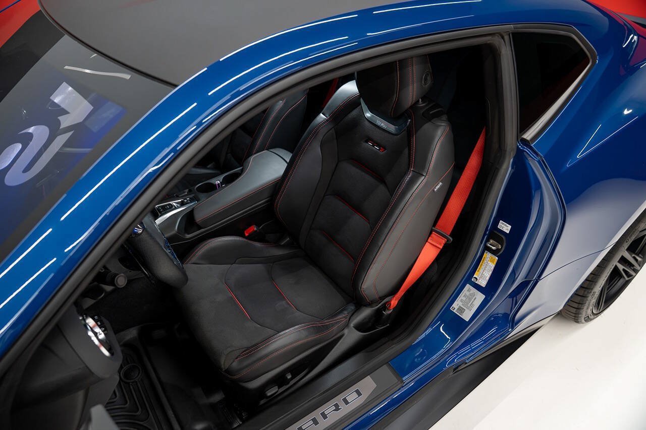 Used 2023 Chevrolet Camaro ZL1 RWD image 39