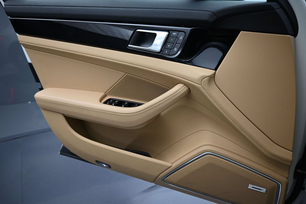 Certified 2023 Porsche Panamera 4S AWD/4WD image 23