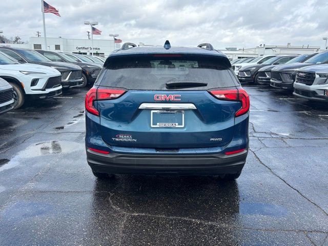 Used 2020 GMC Terrain SLE w/ Driver Convenience Package image 6