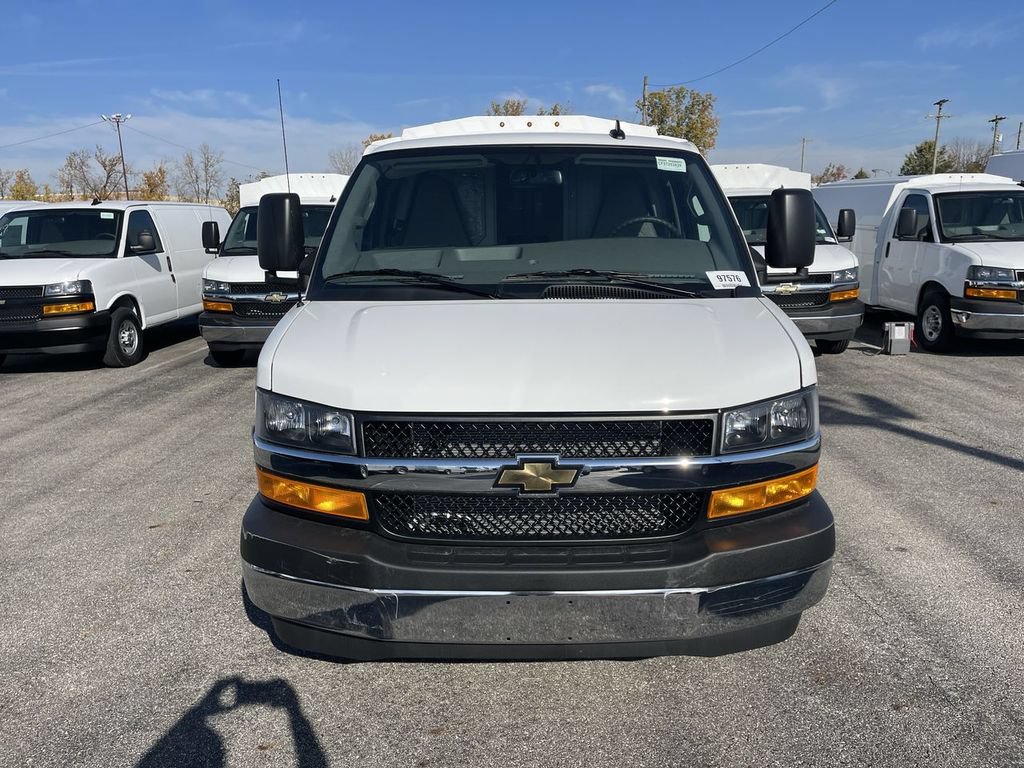 New 2025 Chevrolet Express 3500 w/ Power Convenience Package RWD image 4