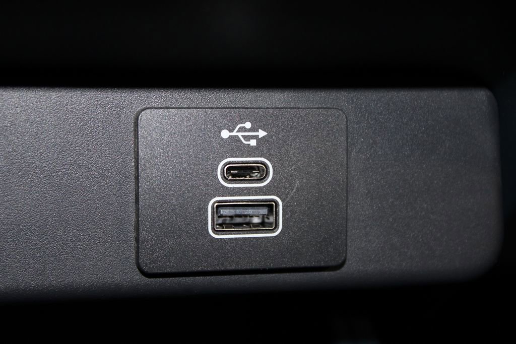 New 2026 Ford Maverick Lobo AWD/4WD image 39