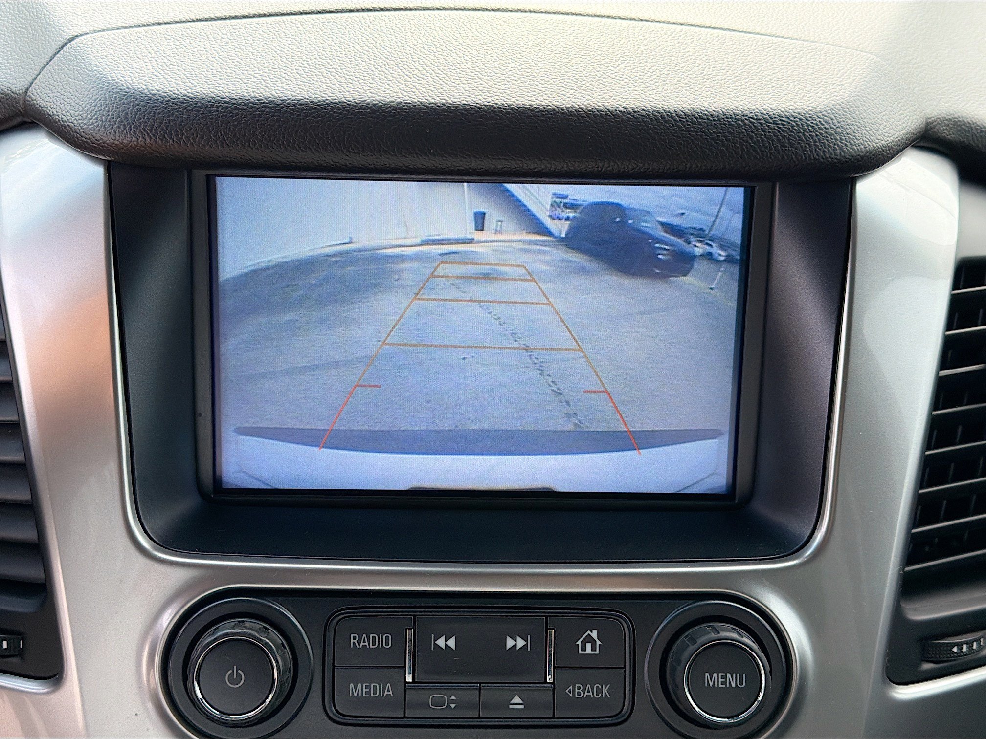Used 2020 Chevrolet Tahoe LT RWD image 34