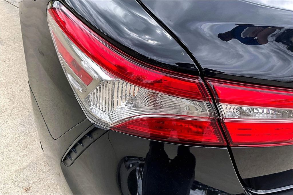 Used 2023 Toyota Camry SE FWD image 28