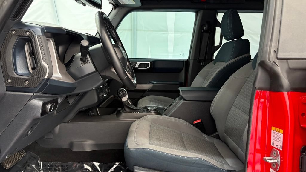 Used 2023 Ford Bronco Outer Banks AWD/4WD image 13
