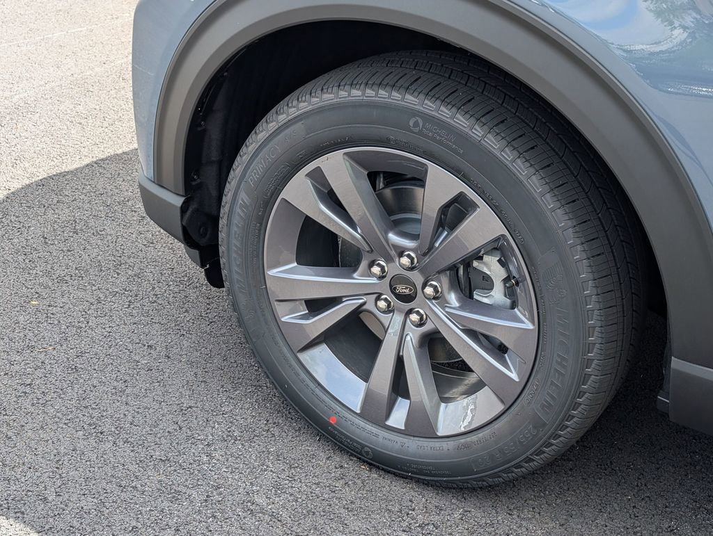 New 2026 Ford Explorer Active AWD/4WD image 23