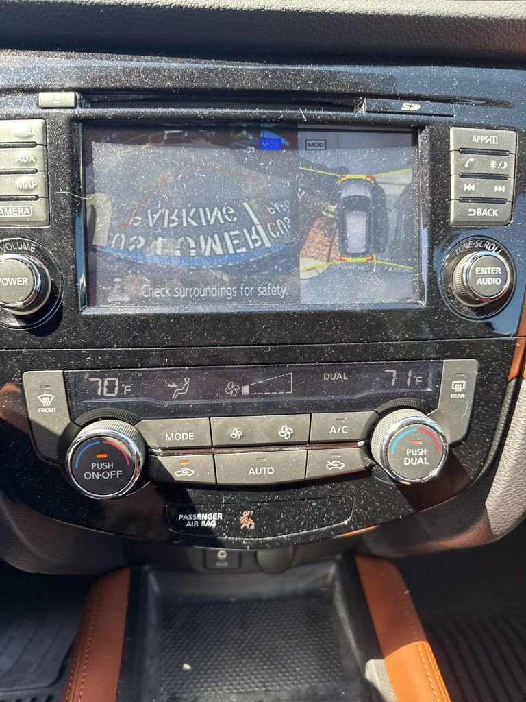 Used 2017 Nissan Rogue SL w/ SL Premium Package AWD/4WD image 10