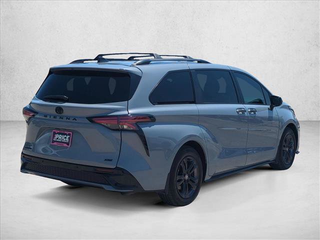 Used 2026 Toyota Sienna XSE AWD/4WD image 5