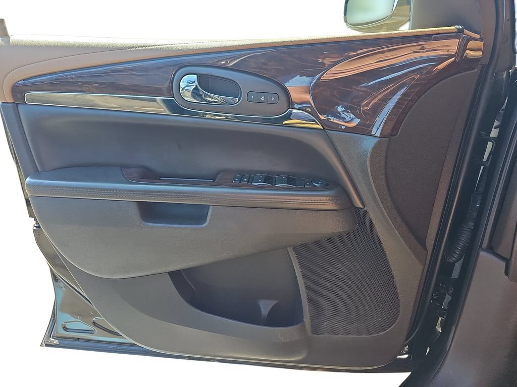 Used 2014 Buick Enclave Leather AWD/4WD image 25
