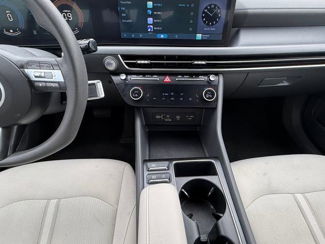 Used 2024 Hyundai Sonata SEL FWD image 3