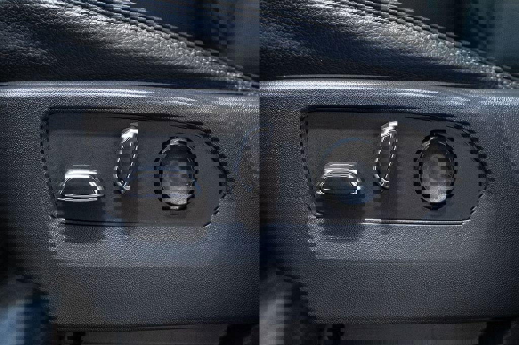 Used 2022 GMC Sierra 1500 Denali w/ Denali Reserve Package image 24