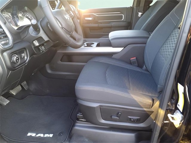 New 2025 RAM 2500 Big Horn image 9