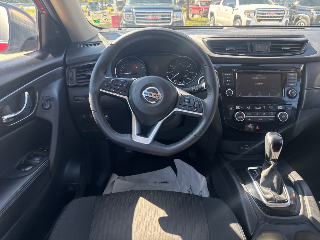 Used 2019 Nissan Rogue SV image 21