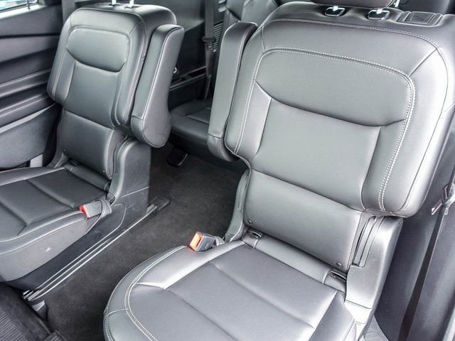 Used 2023 Ford Explorer XLT w/ Equipment Group 202A image 25