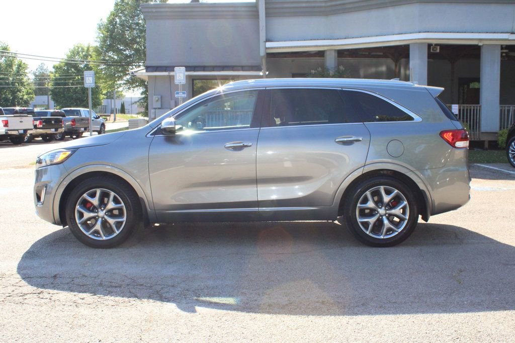 Used 2017 Kia Sorento SX FWD image 4