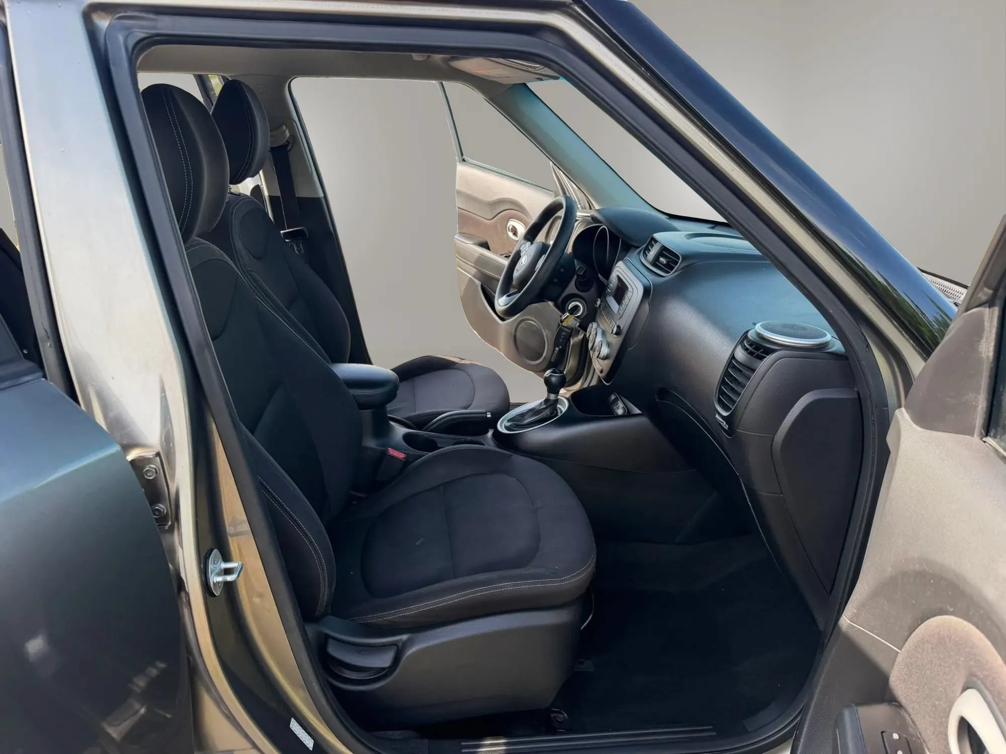 Used 2016 Kia Soul FWD image 14