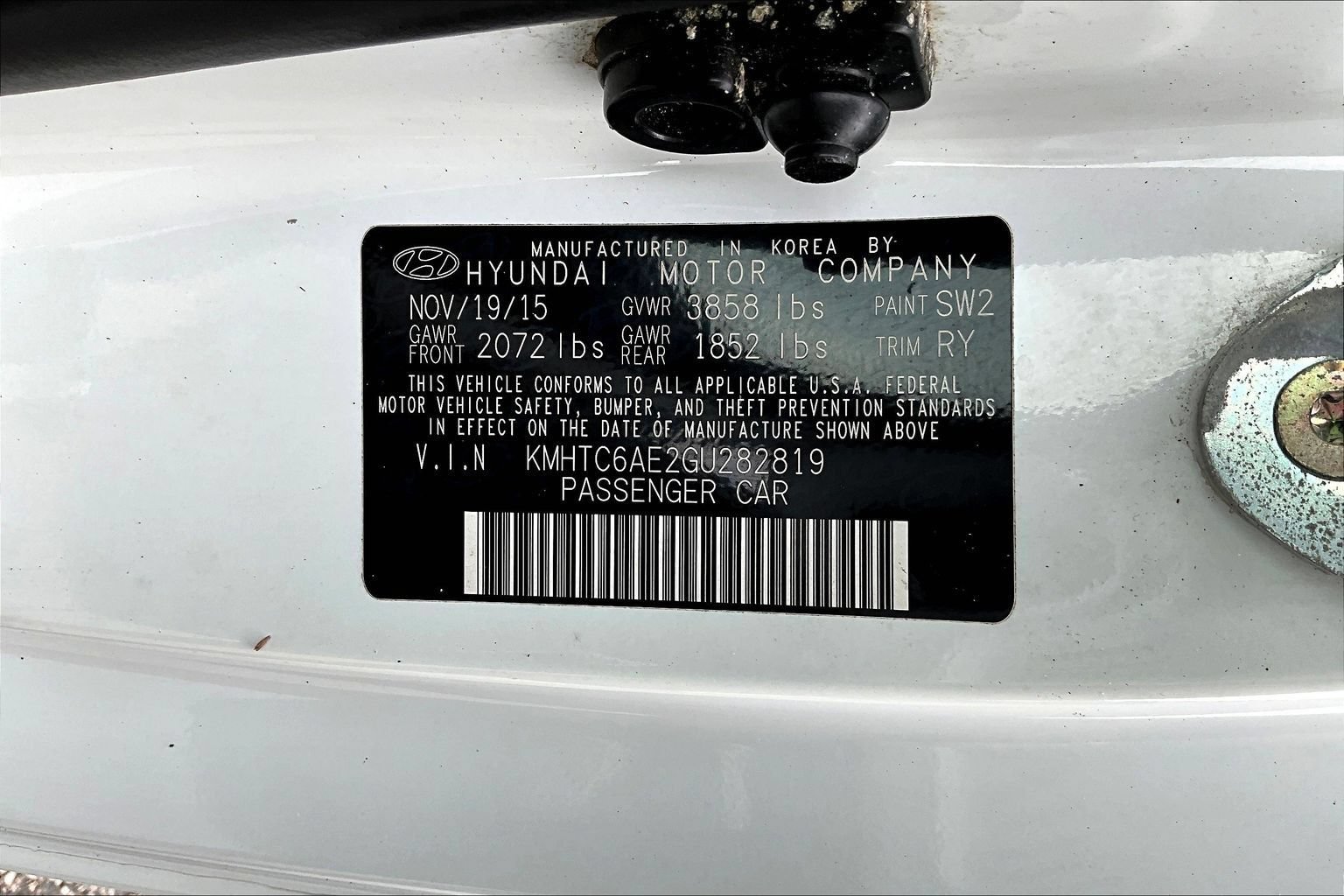 Used 2016 Hyundai Veloster Turbo FWD image 16