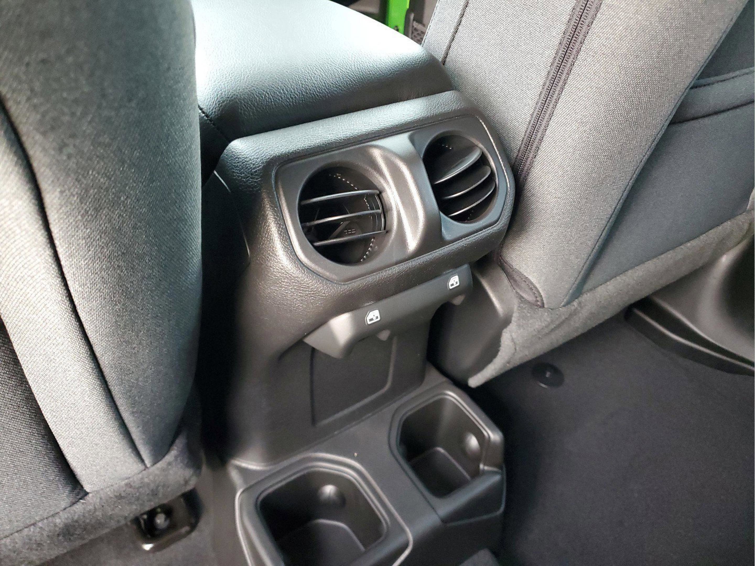 New 2026 Jeep Wrangler Sport S image 24