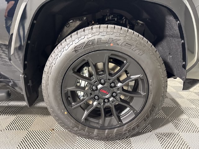 New 2026 Toyota Tundra Platinum w/ TRD Off-Road Package AWD/4WD image 11