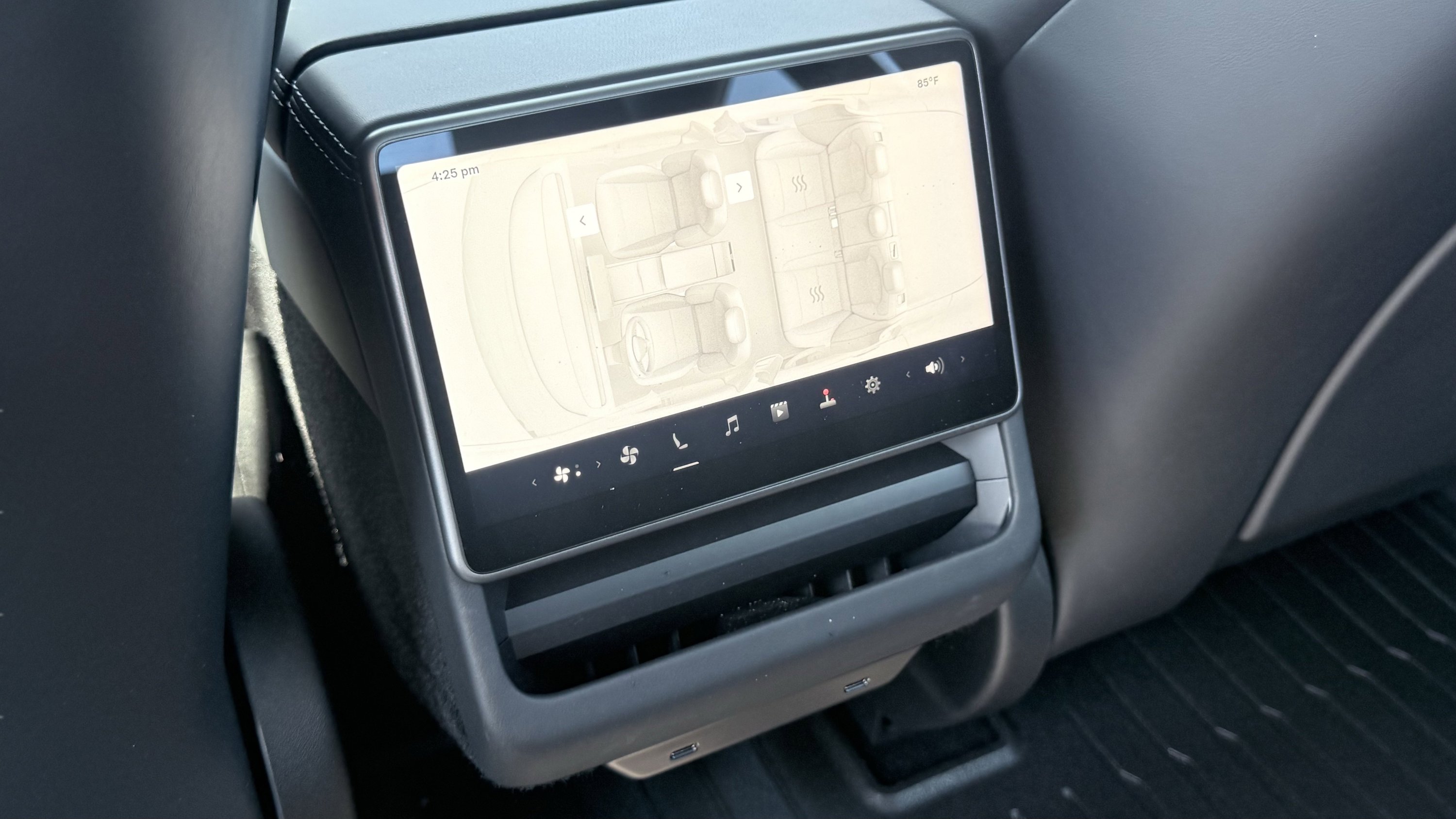 Used 2025 Tesla Model 3 RWD image 47