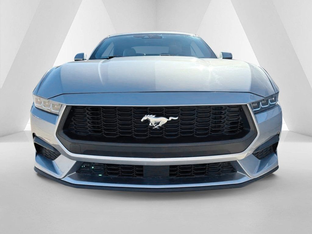 Used 2024 Ford Mustang Premium image 2