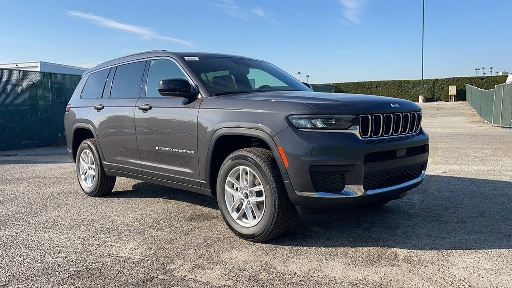 New 2024 Jeep Grand Cherokee L Laredo w/ Luxury Tech Group I image 2