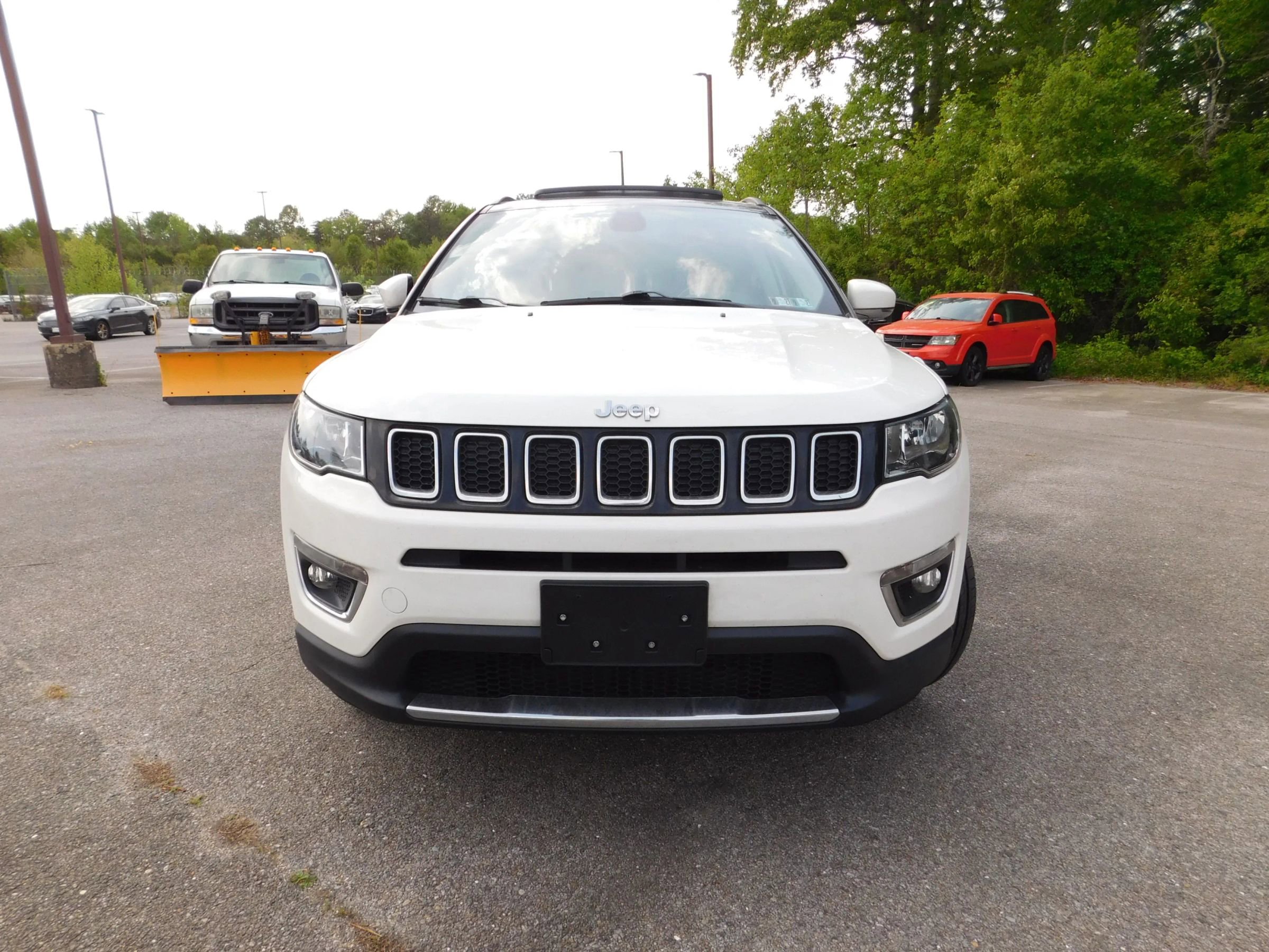 Used 2020 Jeep Compass Limited AWD/4WD image 3