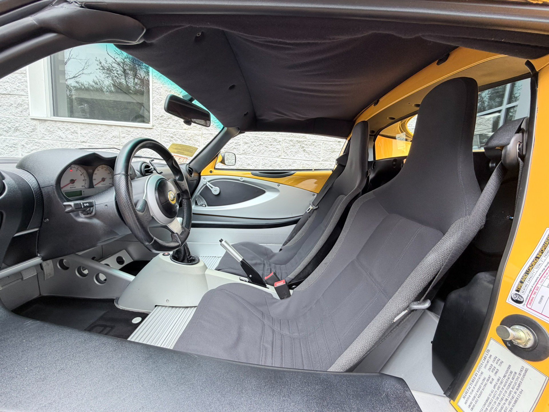 Used 2006 Lotus Elise RWD image 19