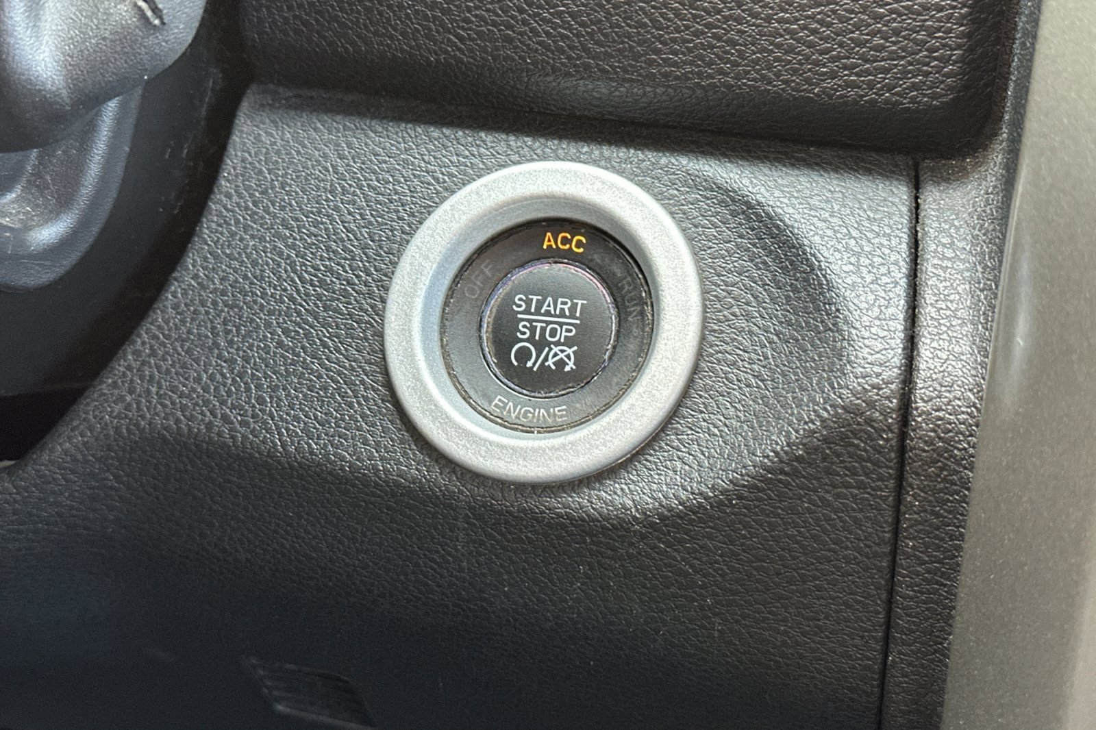 Used 2014 RAM 2500 Laramie image 22