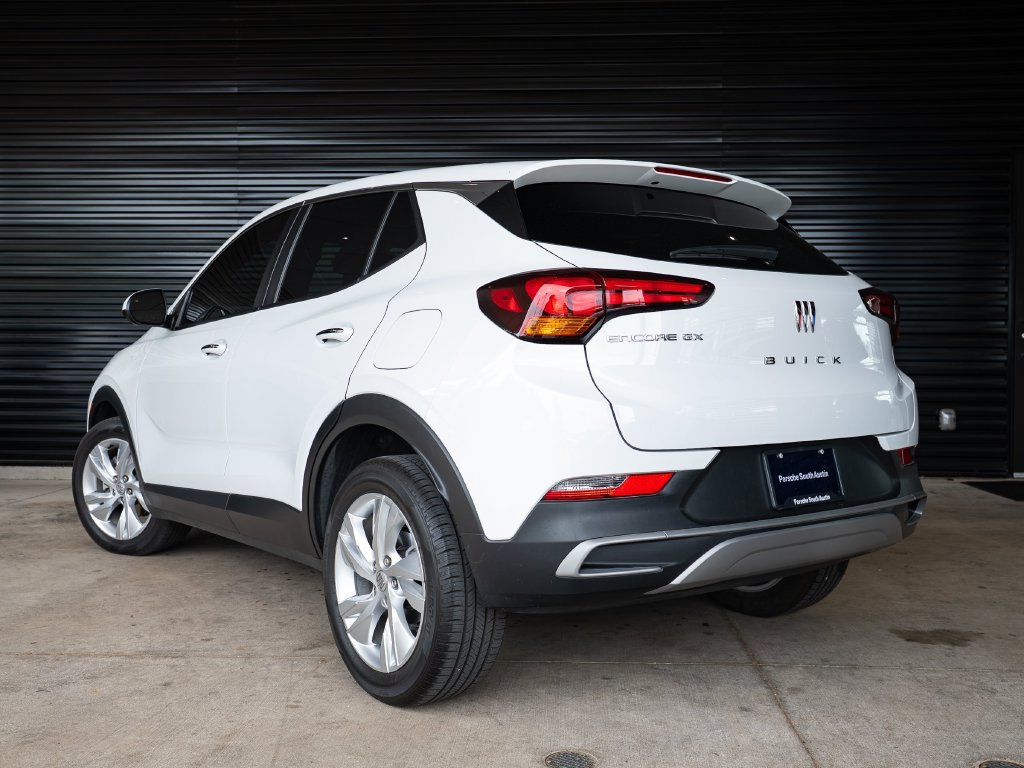 Used 2025 Buick Encore GX Preferred FWD image 3