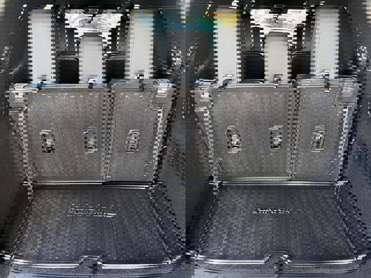 Used 2023 Nissan Pathfinder Rock Creek image 39