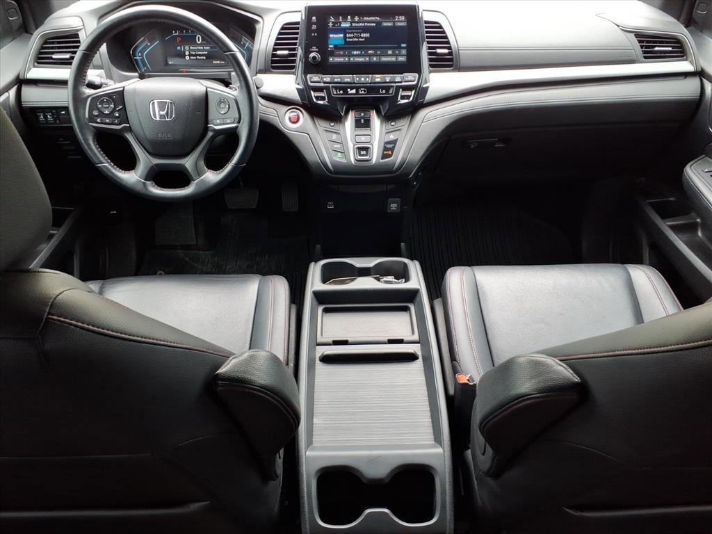 Used 2023 Honda Odyssey Sport image 17