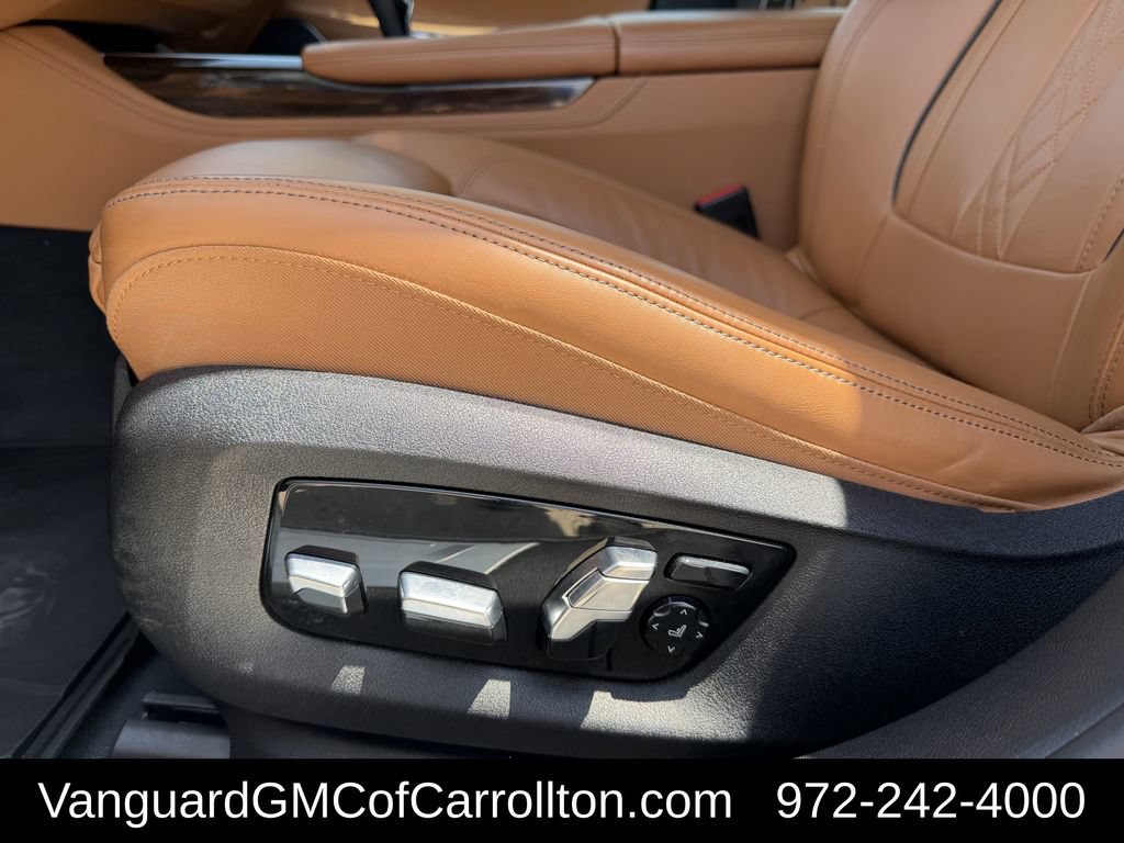 Used 2022 BMW 750i xDrive w/ M Sport Package AWD/4WD image 31