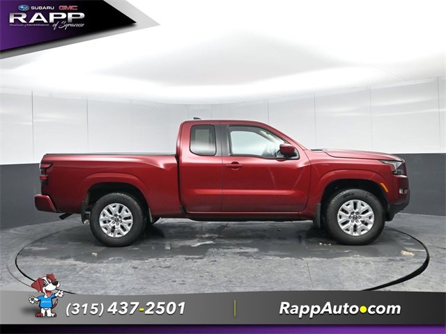 Used 2024 Nissan Frontier SV w/ SV Convenience Package image 3