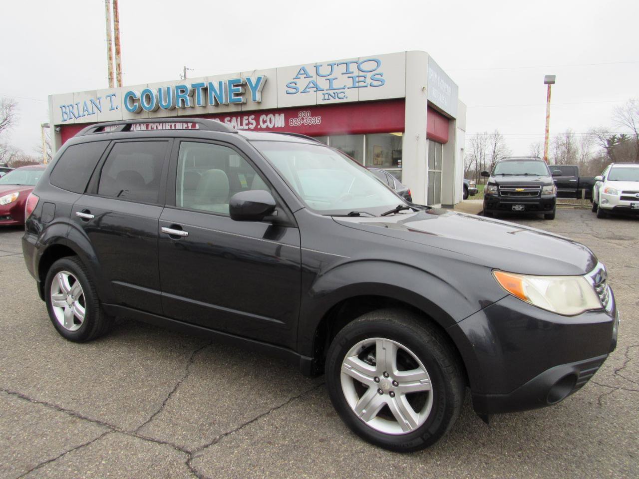 Used 2010 Subaru Forester 2.5X Premium w/ Popular Equipment Group 1A image 2