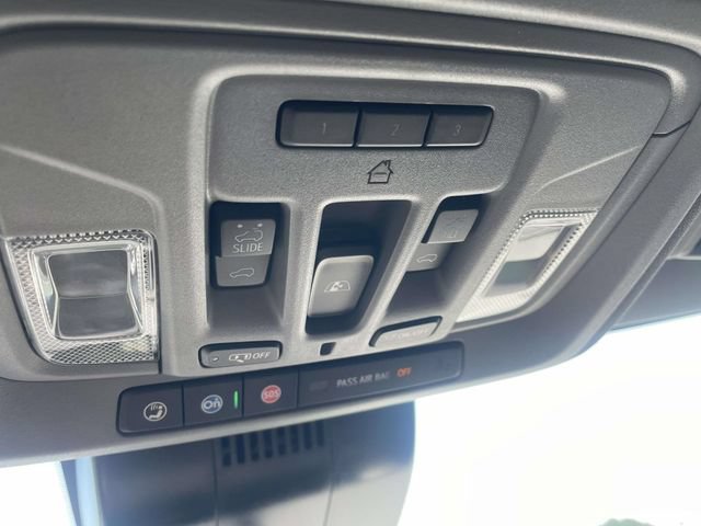Used 2025 Chevrolet Silverado 1500 LTZ w/ LTZ Premium Package AWD/4WD image 18