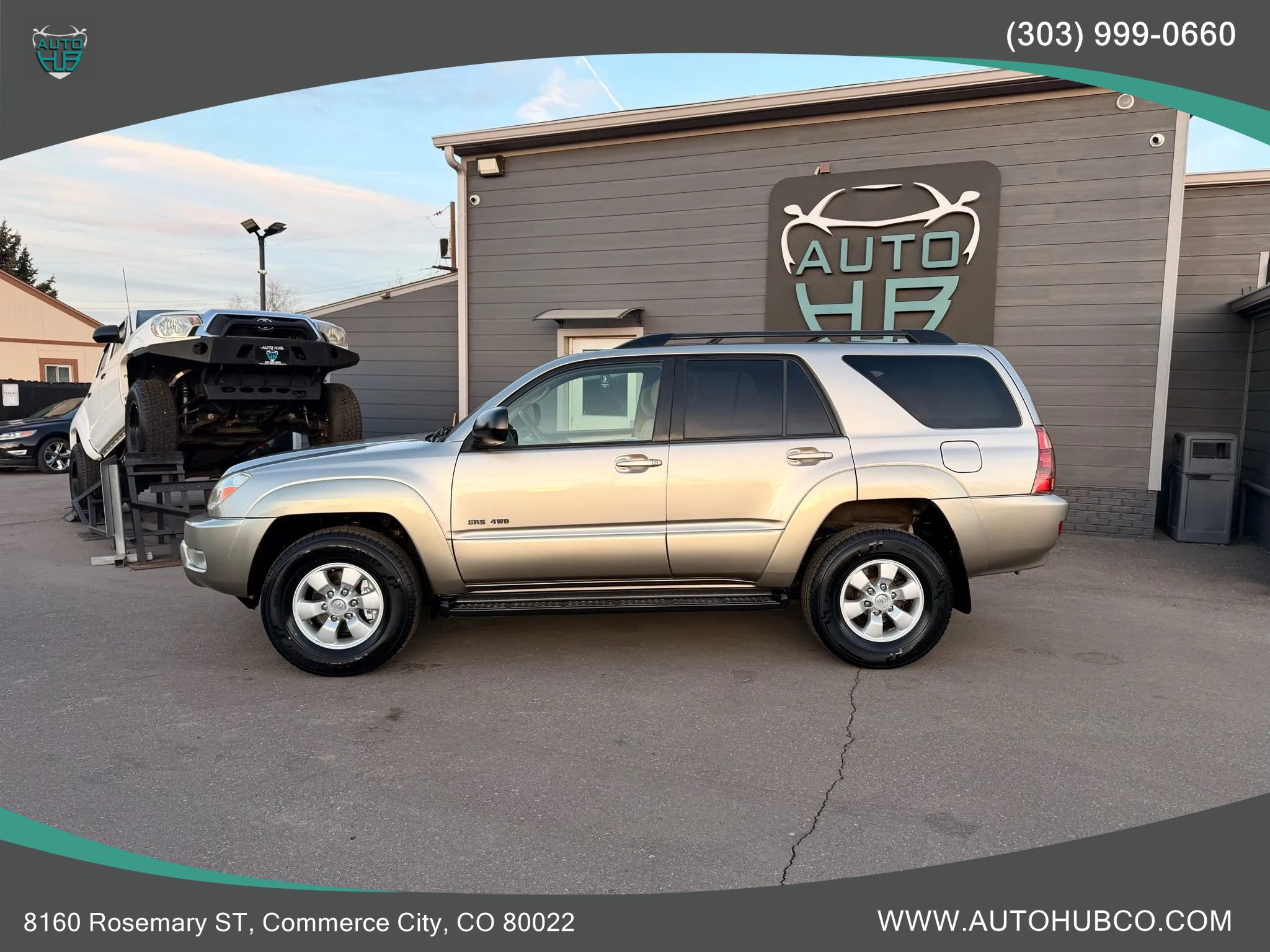 Used 2004 Toyota 4Runner SR5 AWD/4WD image 7