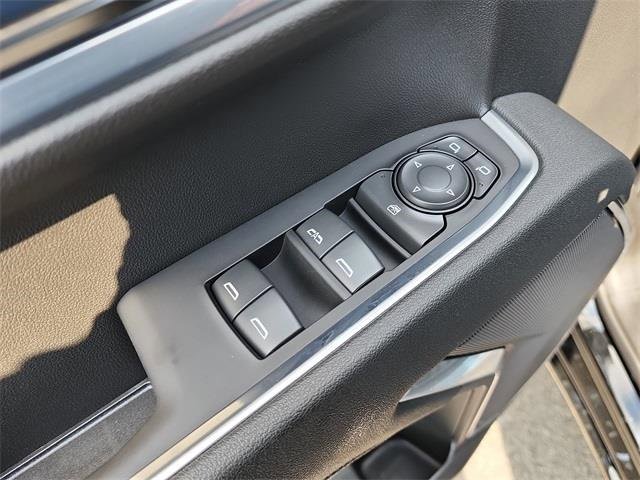 New 2026 GMC Sierra 1500 Elevation image 13